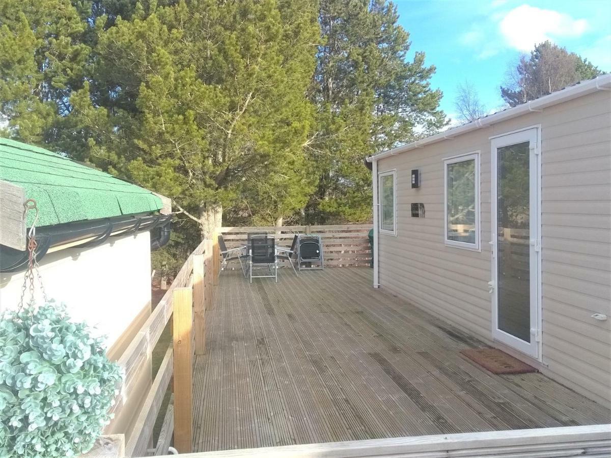 Honeydukes Holiday Lodge, Boat Of Garten, Aviemore Exterior photo